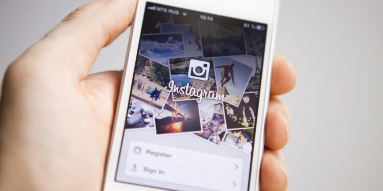 How do Instagram bots compromise your online safety?