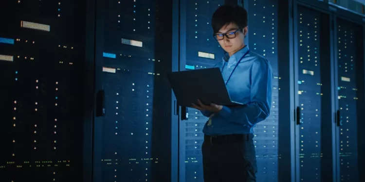 Dedicated servers vs VPS: Which is best for your business?