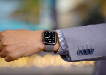 Look business with a smartwatch: the best style tips