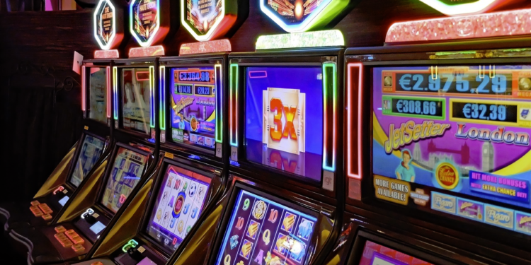 Know About The Types Of Slots Games