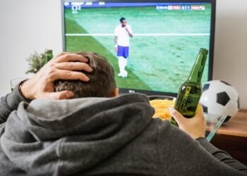 The Major Benefits of Live Streaming Soccer Matches